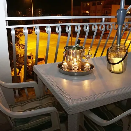 Apartamento Apartment M Mare *